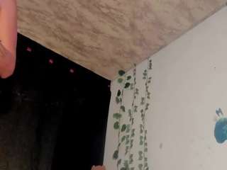 MYOMINIX live webcam show
