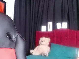 MYOMINIX's Live Sex Cam Show