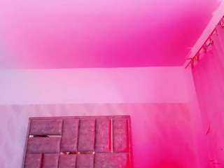 paola-foster Live Webcam on CamSoda