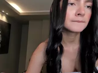ScarlettSwan's Live Sex Cam Show