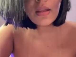 Live webcam model antonellamorelli on Soda Cams