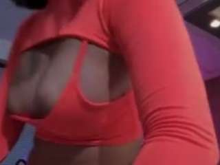 antonellamorelli Live Webcam on CamSoda