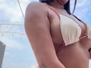 antonellamorelli Live Webcam on CamSoda