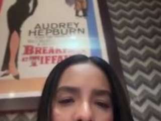 Live webcam model antonellamorelli on Soda Cams