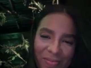 Live webcam model antonellamorelli on Soda Cams