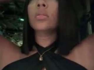 Live webcam model antonellamorelli on Soda Cams