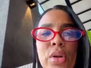 antonellamorelli Live Webcam on CamSoda