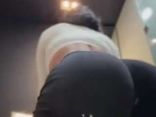 Live webcam model antonellamorelli on Soda Cams