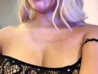 Live webcam model antonellamorelli on Soda Cams