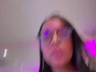 antonellamorelli Live Webcam on CamSoda