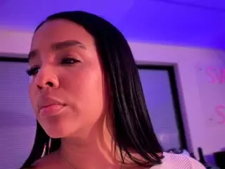 AntonellaMorelli's Live Sex Cam Show