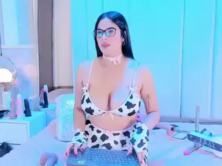 CristalBenet's Live Sex Cam Show