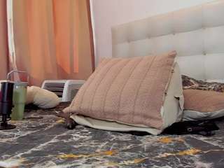  sarahbleii chat room