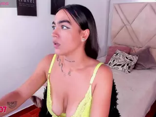 soffy-carter's Live Sex Cam Show