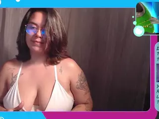 Lynn W's Live Sex Cam Show