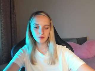 rousereedd Live Webcam on CamSoda