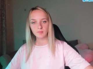 rousereedd Live Webcam on CamSoda