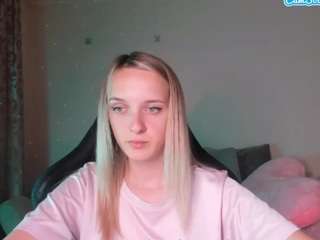 rousereedd Live Webcam on CamSoda