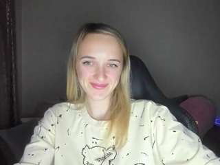 rousereedd from CamSoda is Freechat