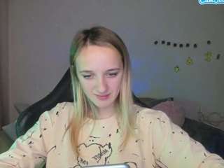 rousereedd webcam model