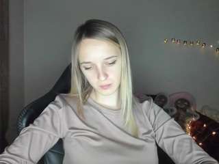 rousereedd Live Webcam on CamSoda