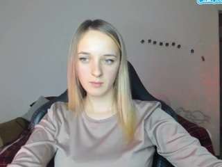 rousereedd's CamSoda show and profile