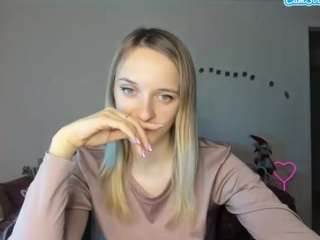 rousereedd Live Webcam on CamSoda