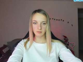 rousereedd's CamSoda show and profile