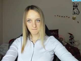 rousereedd webcam model