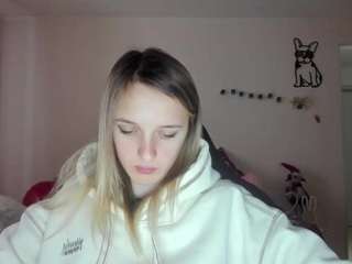 rousereedd Live Webcam on CamSoda