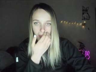 rousereedd Live Webcam on CamSoda