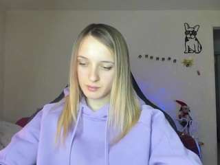 rousereedd Live Webcam on CamSoda