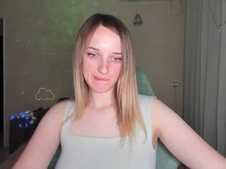 rousereedd live cam profile