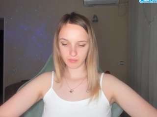 le modèle rousereedd est en webcam porno dans un show sur le site camsoda, il possède les tags suivants: ass,asshole,toys,tease,tattoos,strip,solo,pvt,pussy,public,pov,natural,lush,lovense,living room,grey eyes,flashing,fingers,feet,dildo