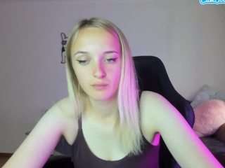 RouseReedd live webcam show