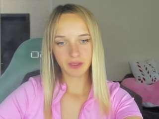RouseReedd live cam preview