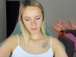RouseReedd live cam preview