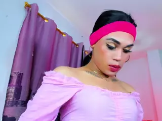 IvannaDoll023's Live Sex Cam Show