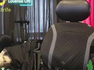 april1show1her webcam