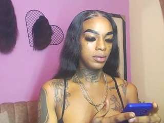 badgiirlx Live Webcam on CamSoda