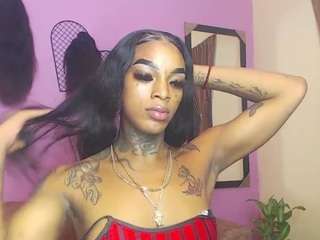 badgiirlx Live Webcam on CamSoda