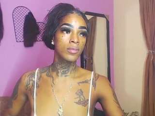 badgiirlx Live Webcam on CamSoda