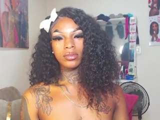 BadGiirlX live webcam show