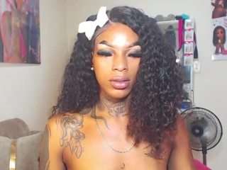BadGiirlX live webcam show