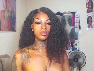 BadGiirlX live webcam show