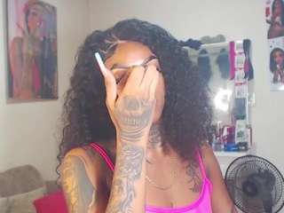 BadGiirlX live cam preview