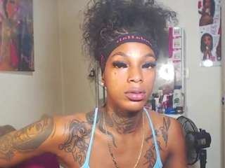 BadGiirlX live cam preview