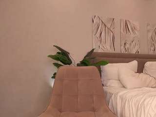 creamiebabe from CamSoda is Freechat