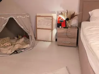 creambaby1's Live Sex Cam Show