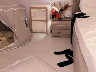 creambaby1's Live Sex Cam Show